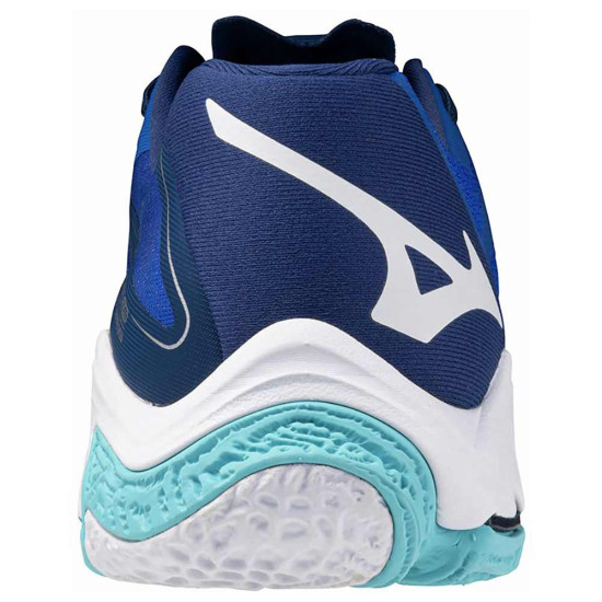 Mizuno Wave Lightning Z8